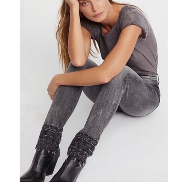 Driftwood Black Jackie Embroidered Ankle Jeans Size 27 High Rise - Picture 1 of 11